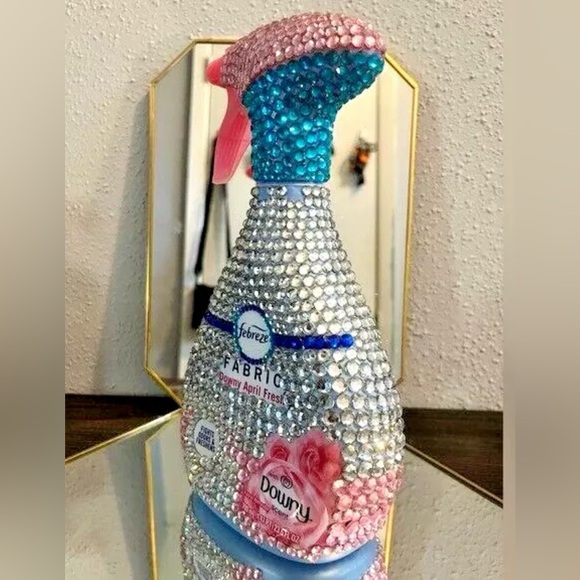 Febreze 700ml Downy April Fresh bottle CUSTOM 💎BLING 💎 BEDAZZLED BOTTLE!!!!!!! - Picture 3 of 8